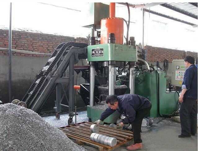 Máquina de la prensa de enladrillar (Y83-500)